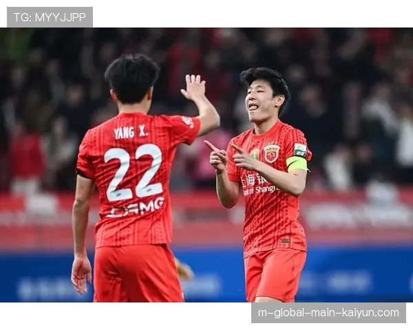 上海海港武磊替补登场 70分钟才获机会暴露轮换问题